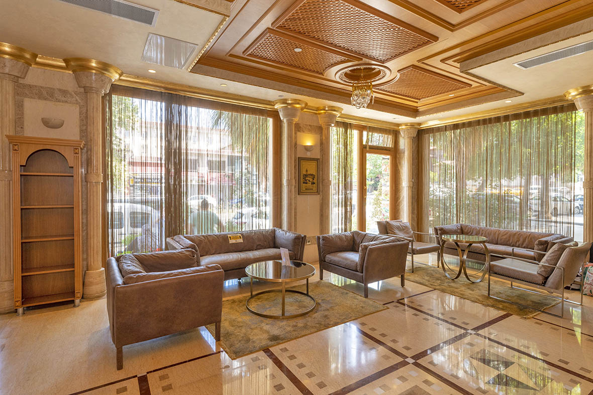 cheap resort hotels to Spend holiday with family