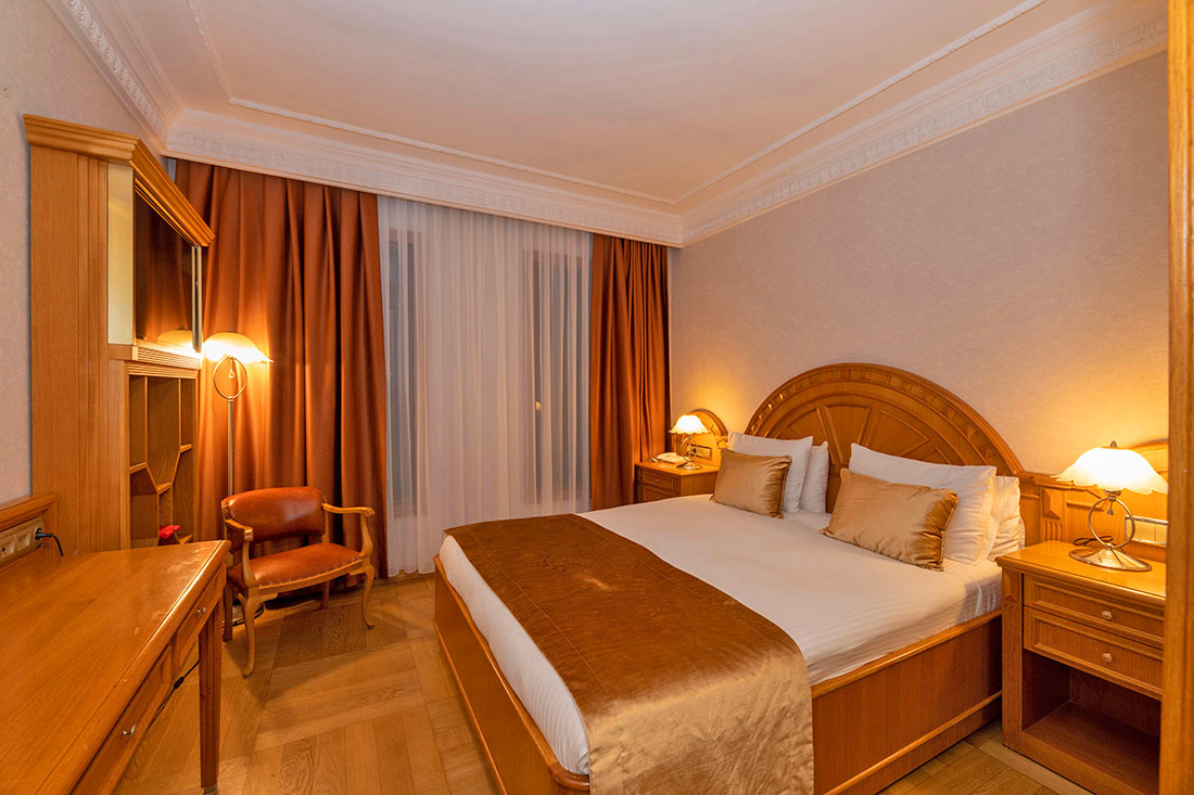 cheap resort hotels to Spend holiday with family