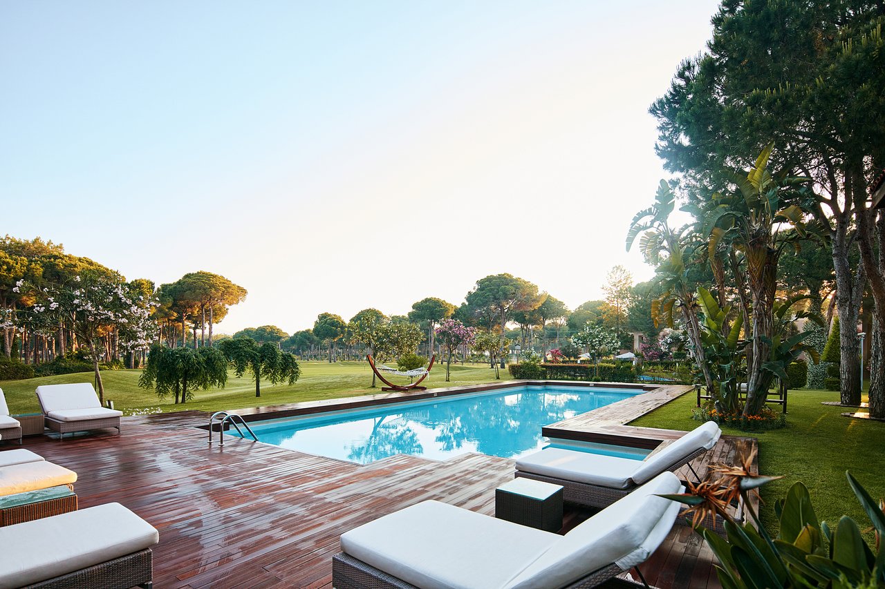 cheap resort hotels in Turkey to Spend holiday with family