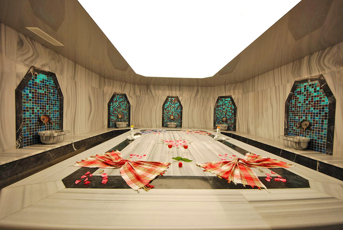 cheap resort hotels to Spend holiday with family