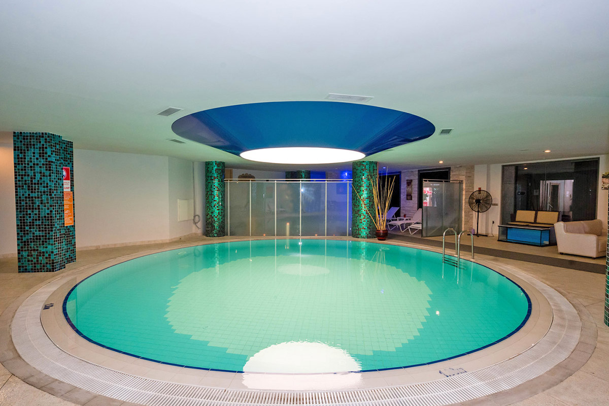 cheap resort hotels to Spend holiday with family