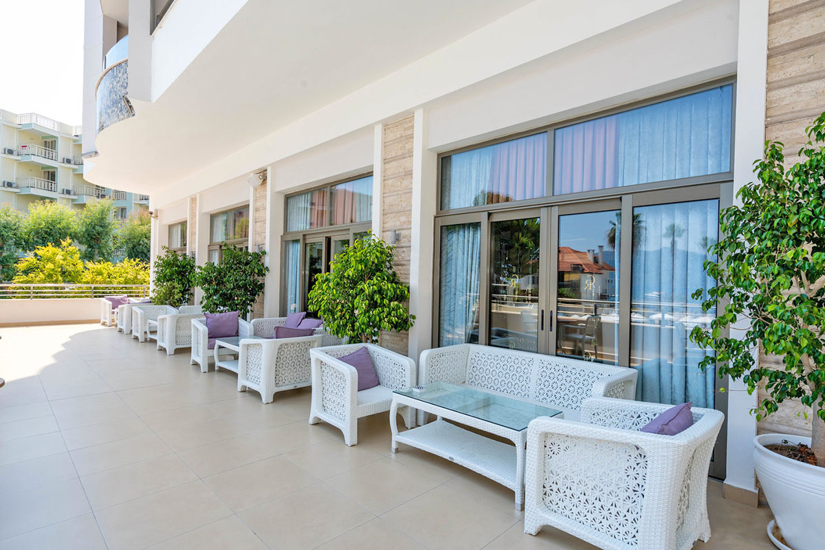 cheap resort hotels to Spend holiday with family