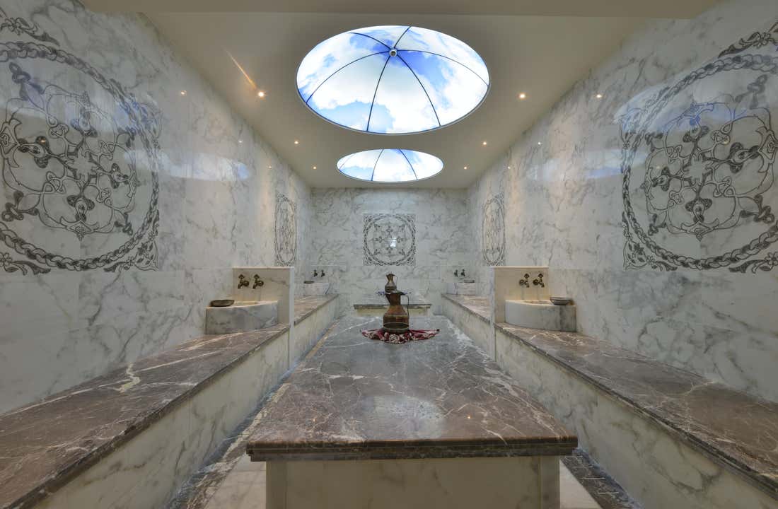 cheap resort hotels to Spend holiday with family