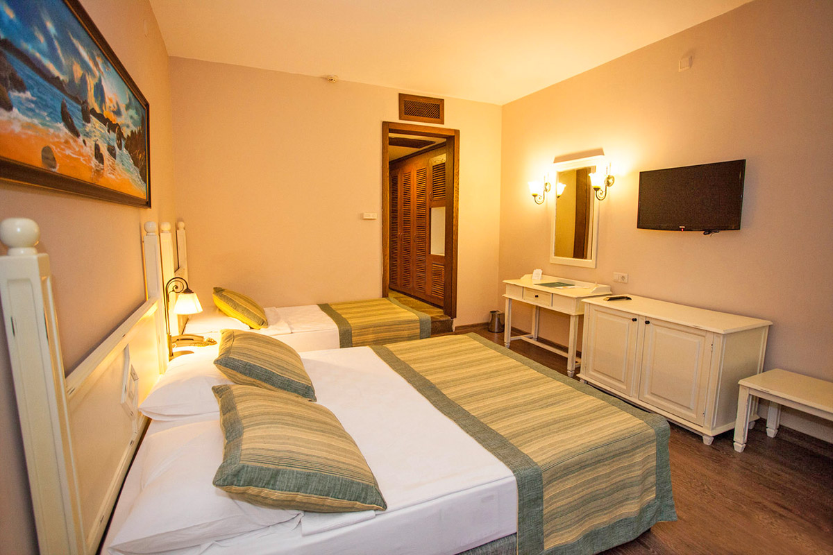 cheap resort hotels to Spend holiday with family