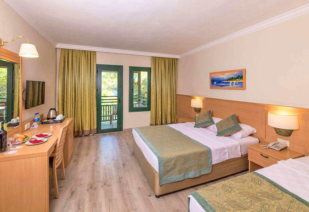 cheap resort hotels to Spend holiday with family