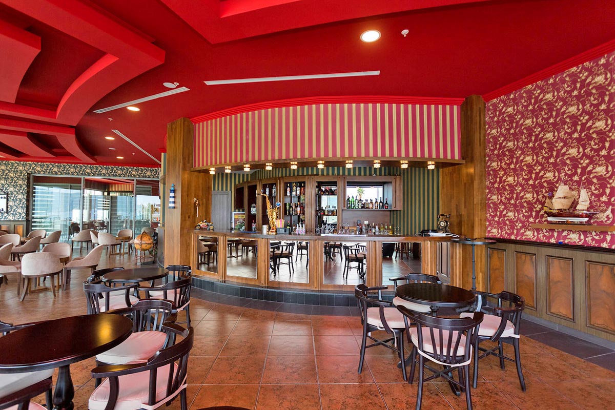 cheap resort hotels to Spend holiday with family