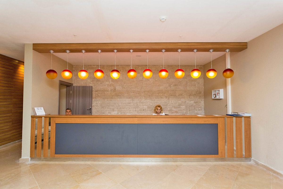 cheap resort hotels to Spend holiday with family