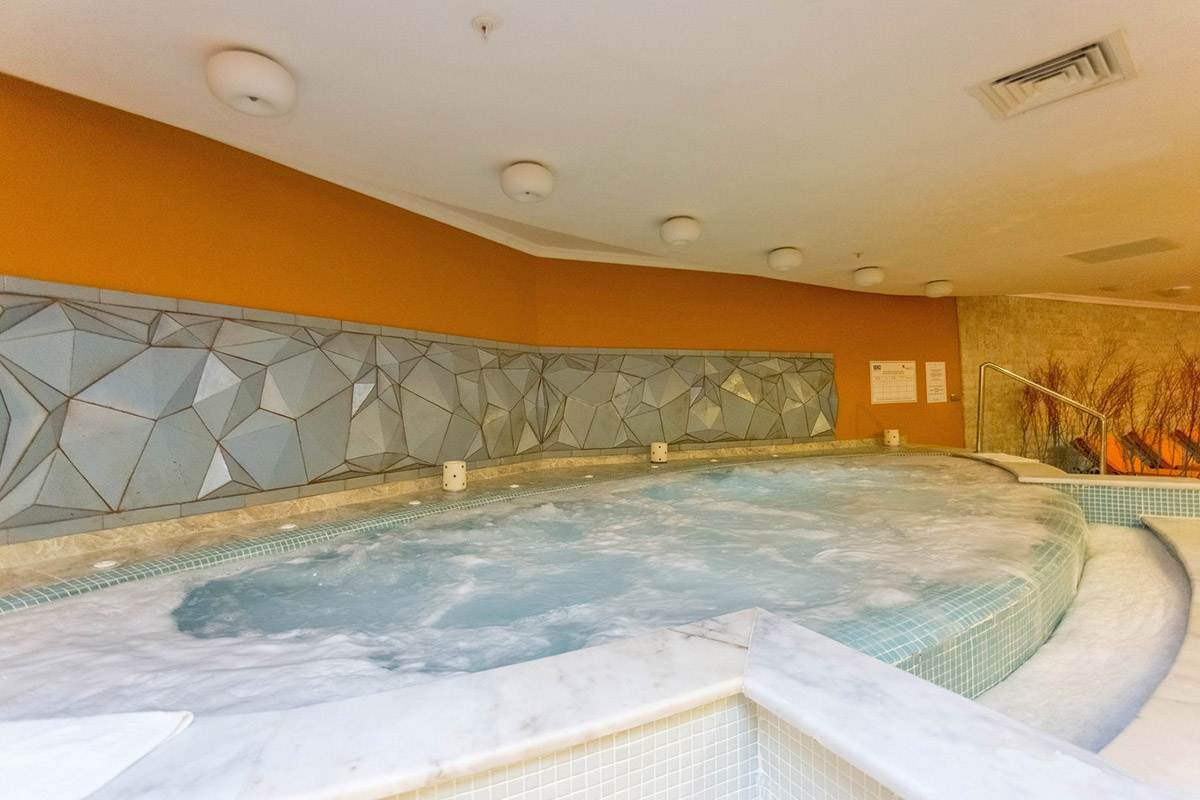 cheap resort hotels to Spend holiday with family