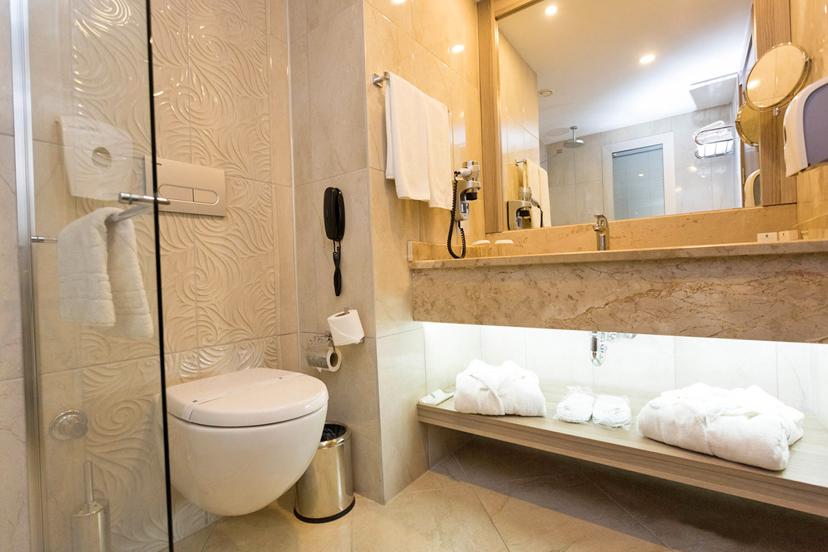 cheap resort hotels to Spend holiday with family