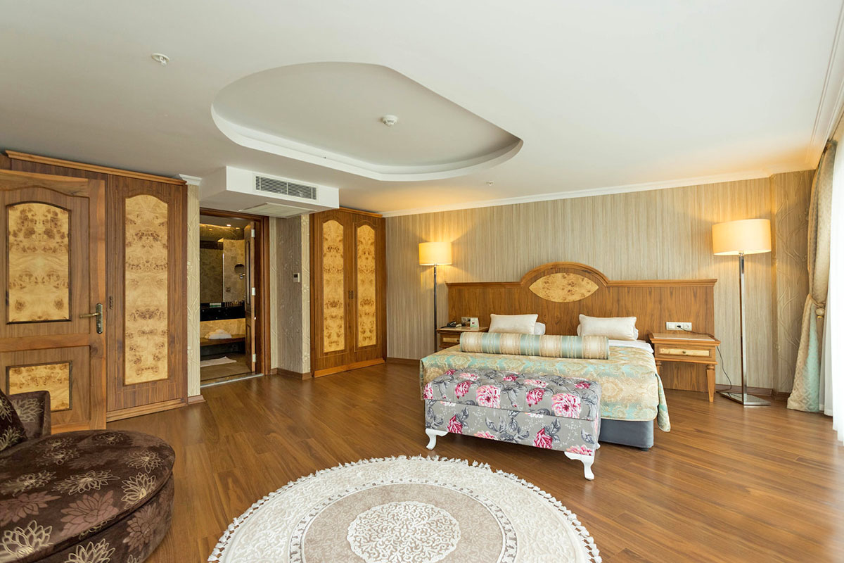 cheap resort hotels to Spend holiday with family