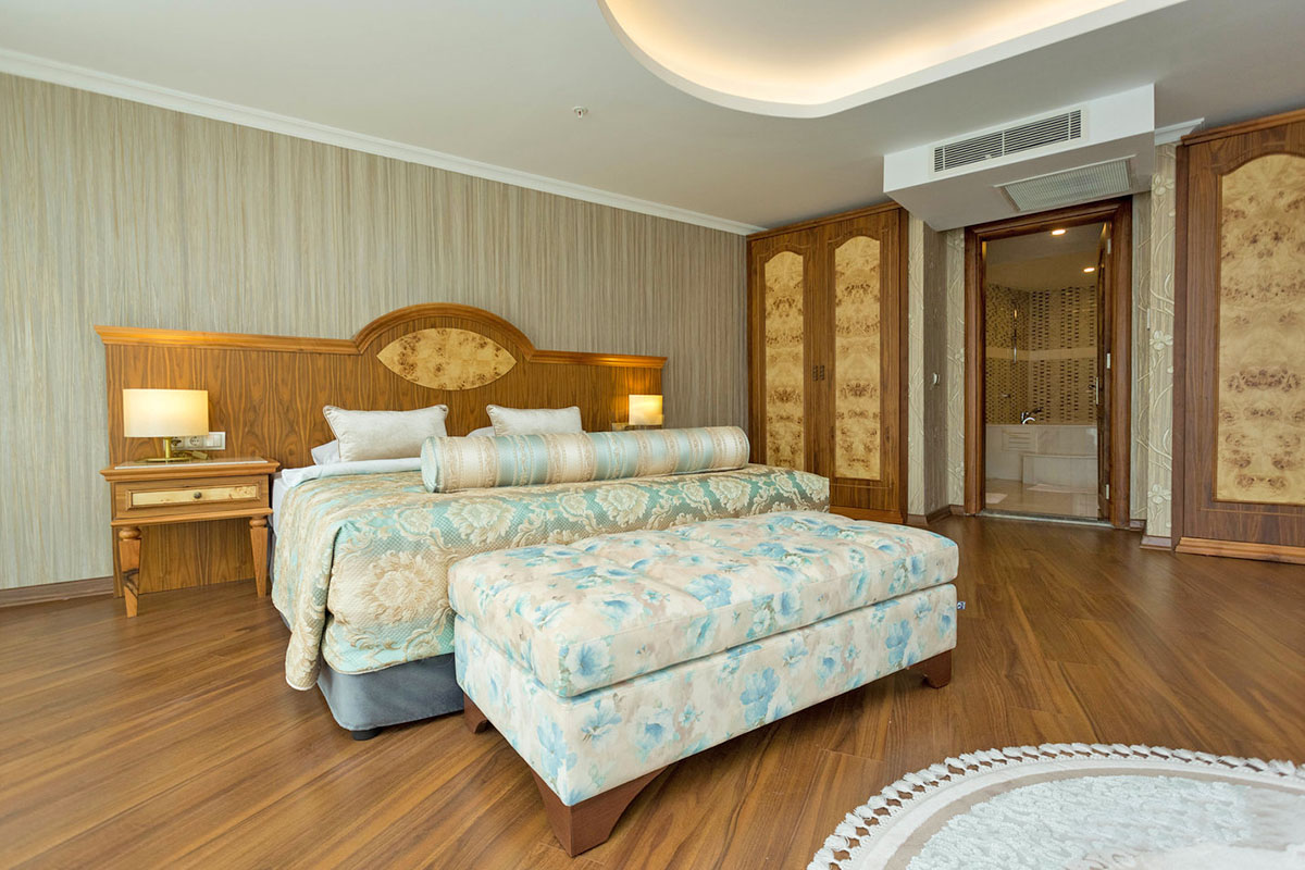 cheap resort hotels to Spend holiday with family