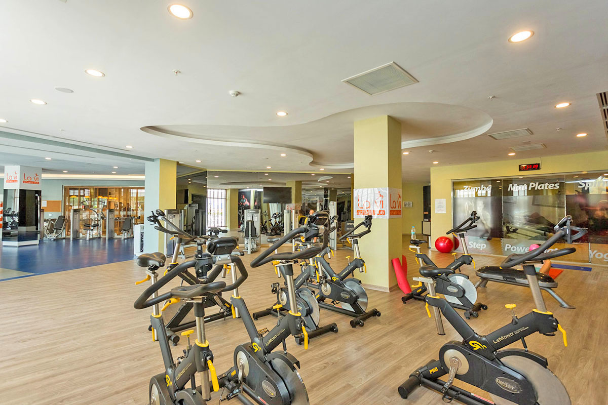 cheap resort hotels to Spend holiday with family