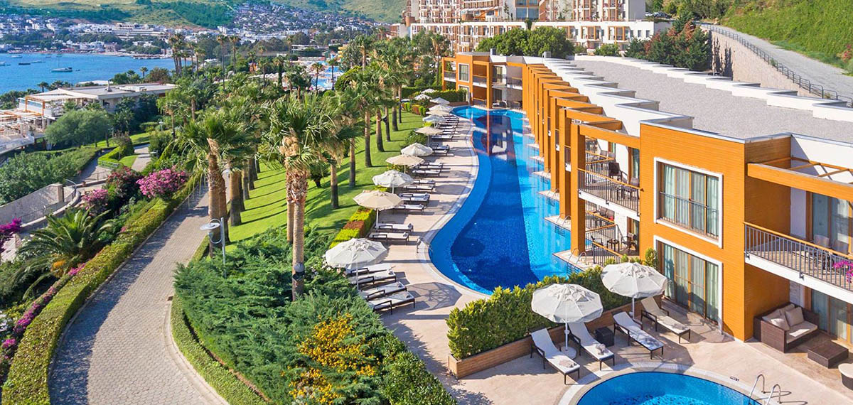 cheap resort hotels to Spend holiday with family