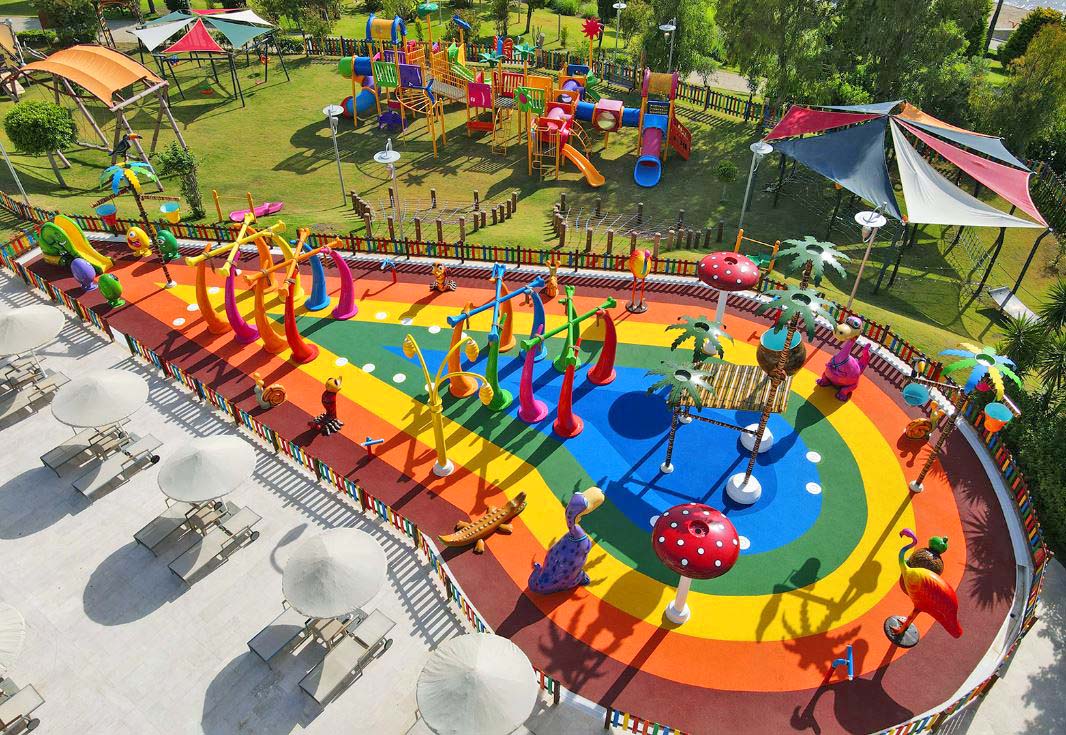 cheap resort hotels to Spend holiday with family