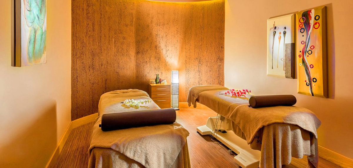 cheap resort hotels to Spend holiday with family