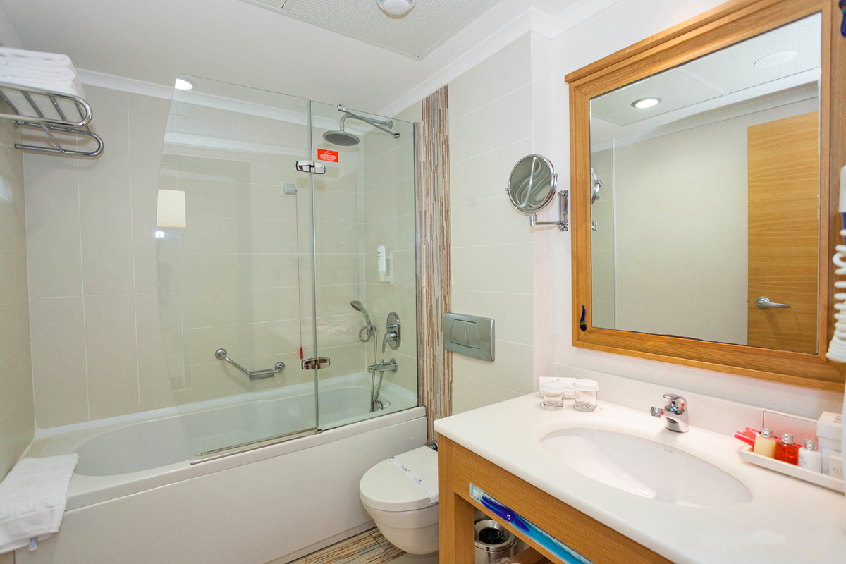 cheap resort hotels to Spend holiday with family