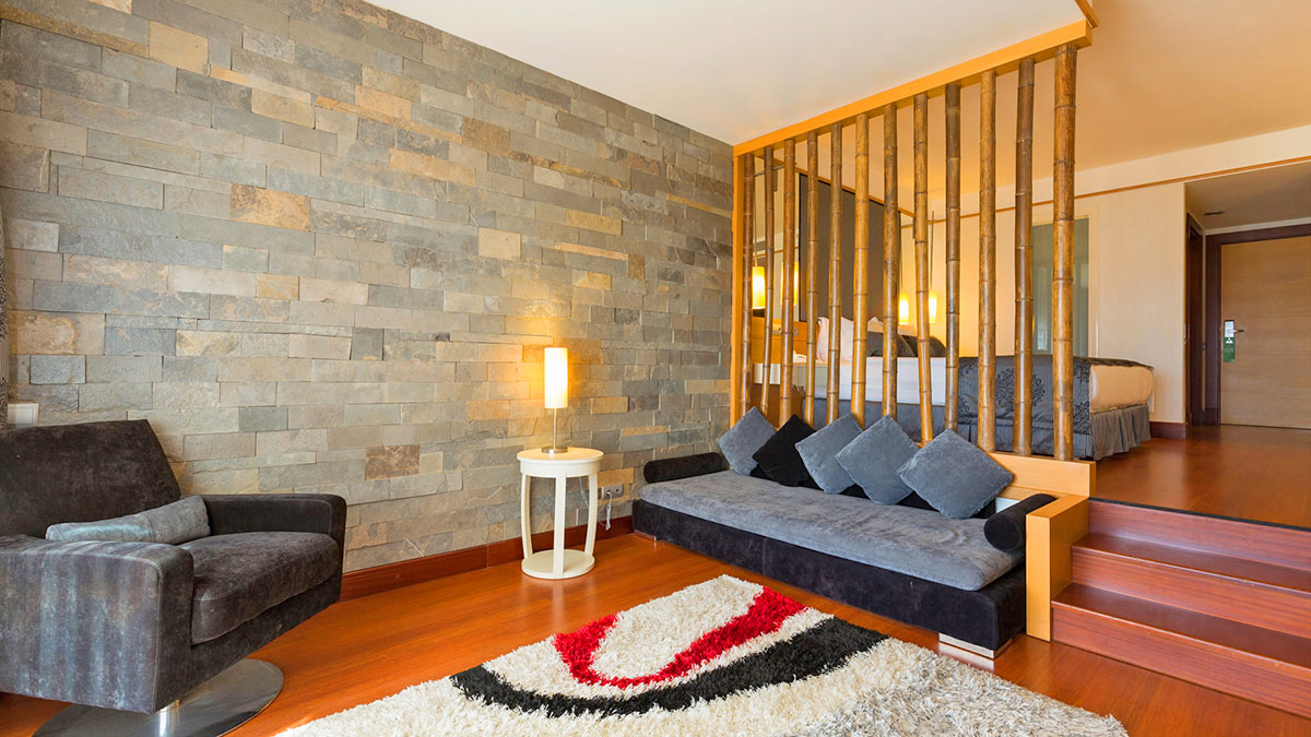 cheap resort hotels to Spend holiday with family