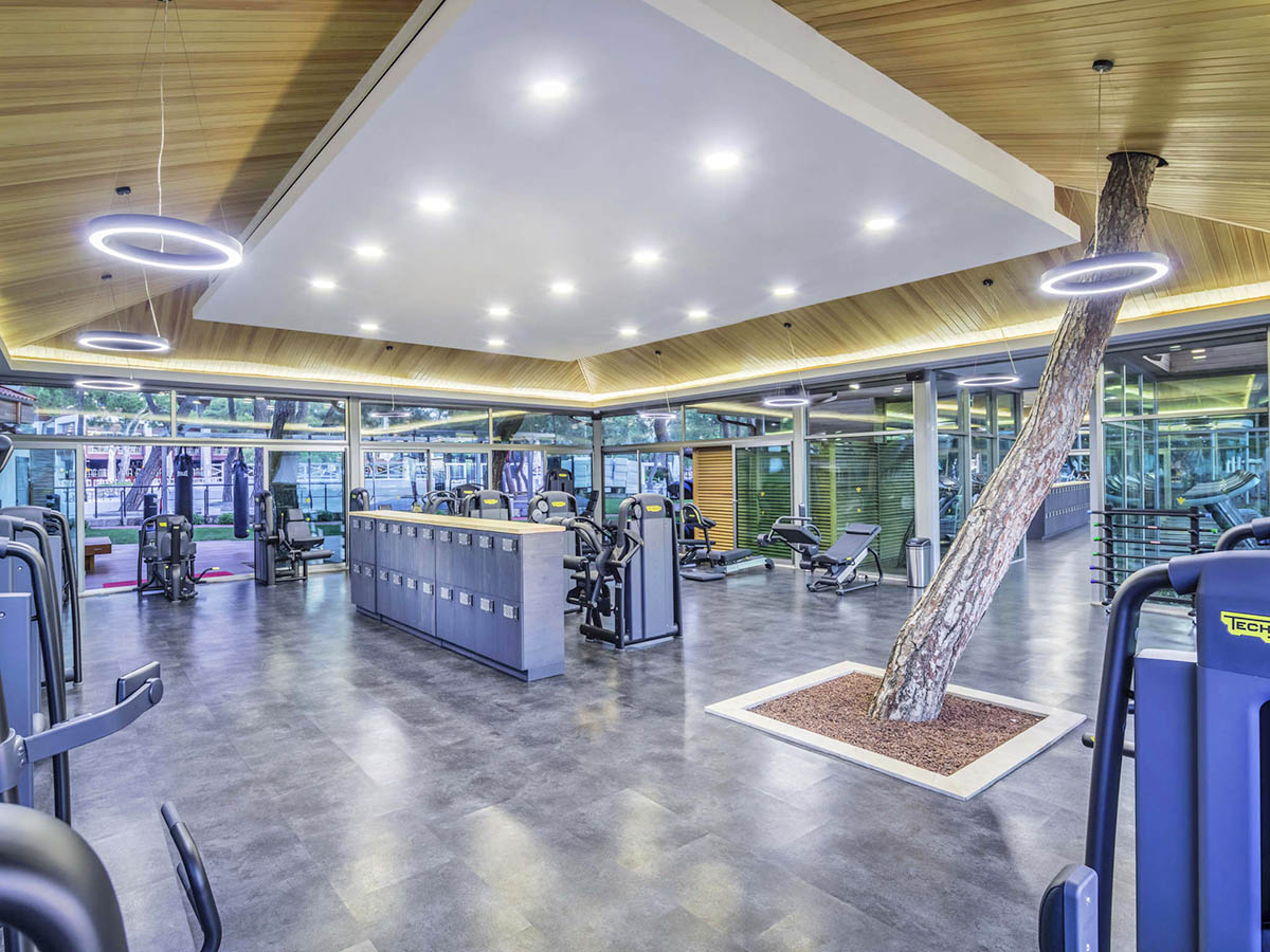 cheap resort hotels to Spend holiday with family