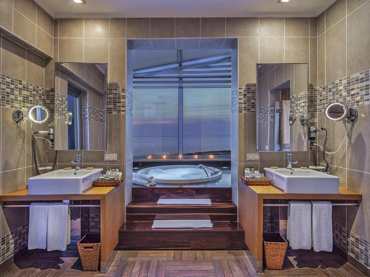 cheap resort hotels to Spend holiday with family