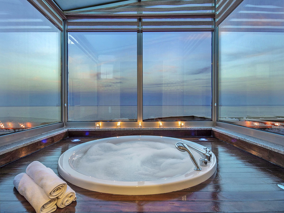 cheap resort hotels to Spend holiday with family