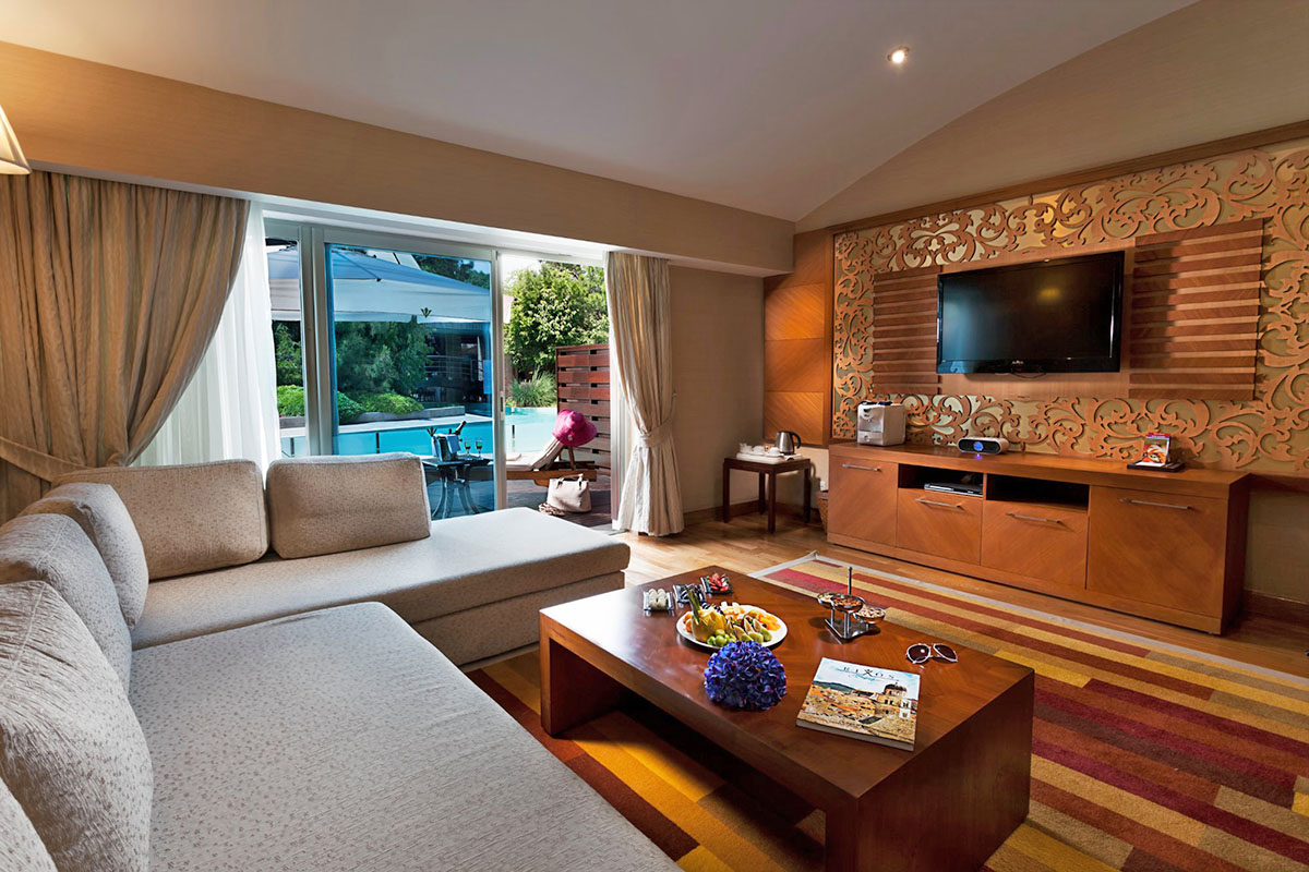 cheap resort hotels to Spend holiday with family