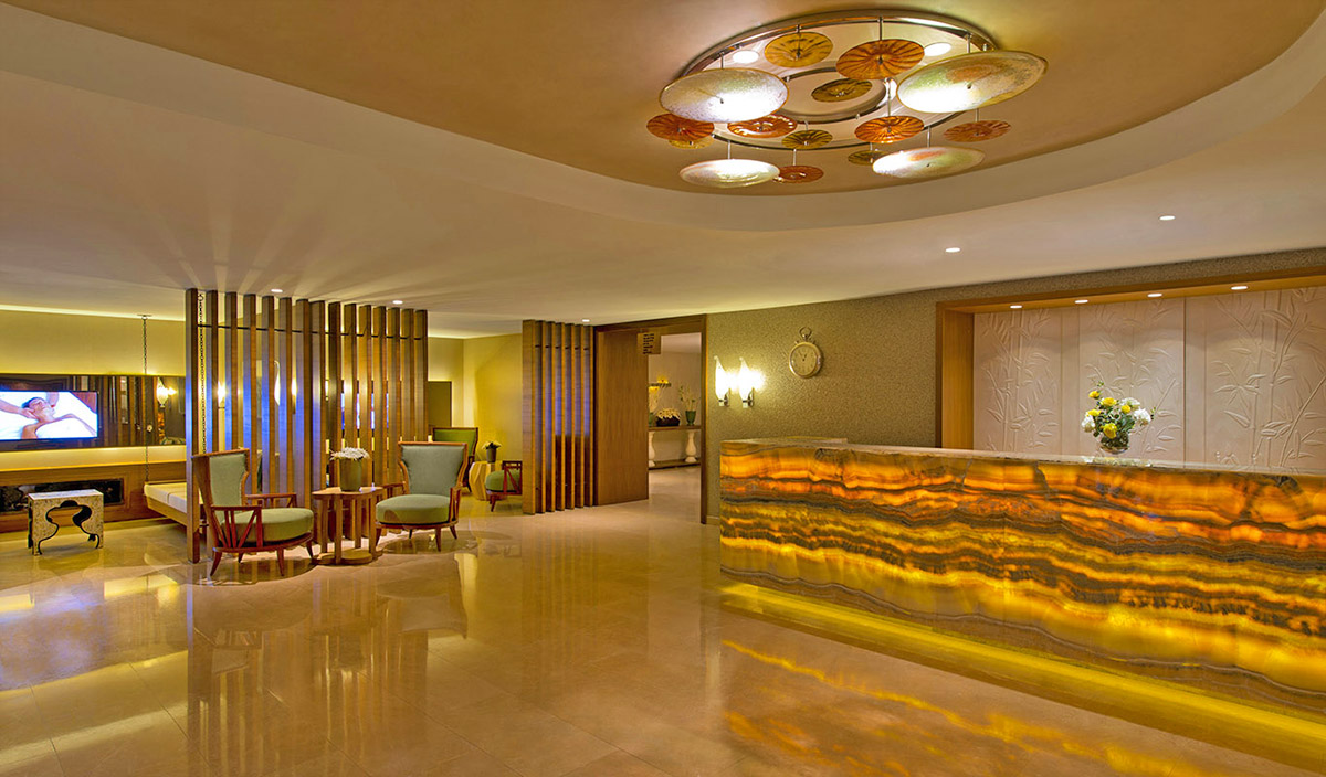 cheap resort hotels to Spend holiday with family