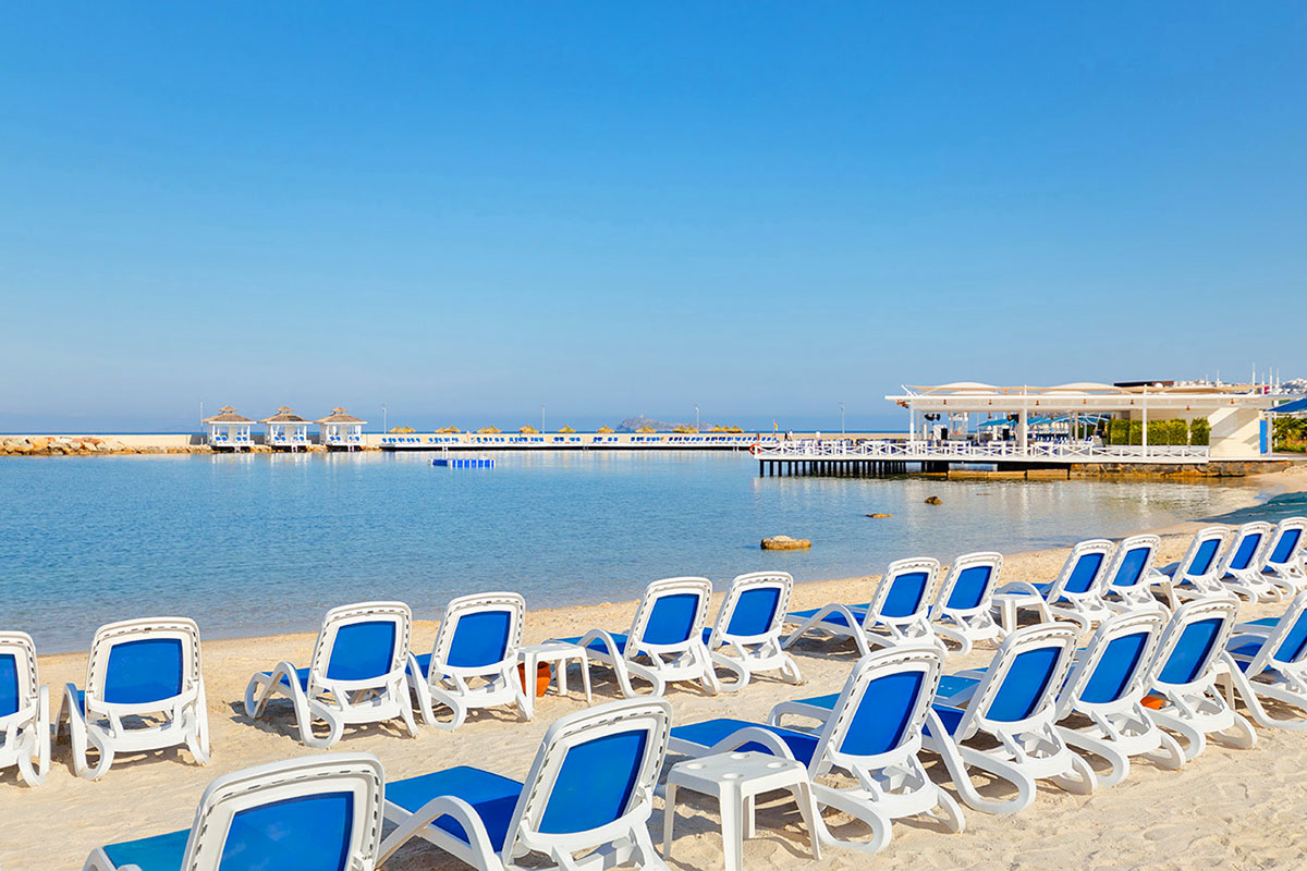 cheap resort hotels to Spend holiday with family