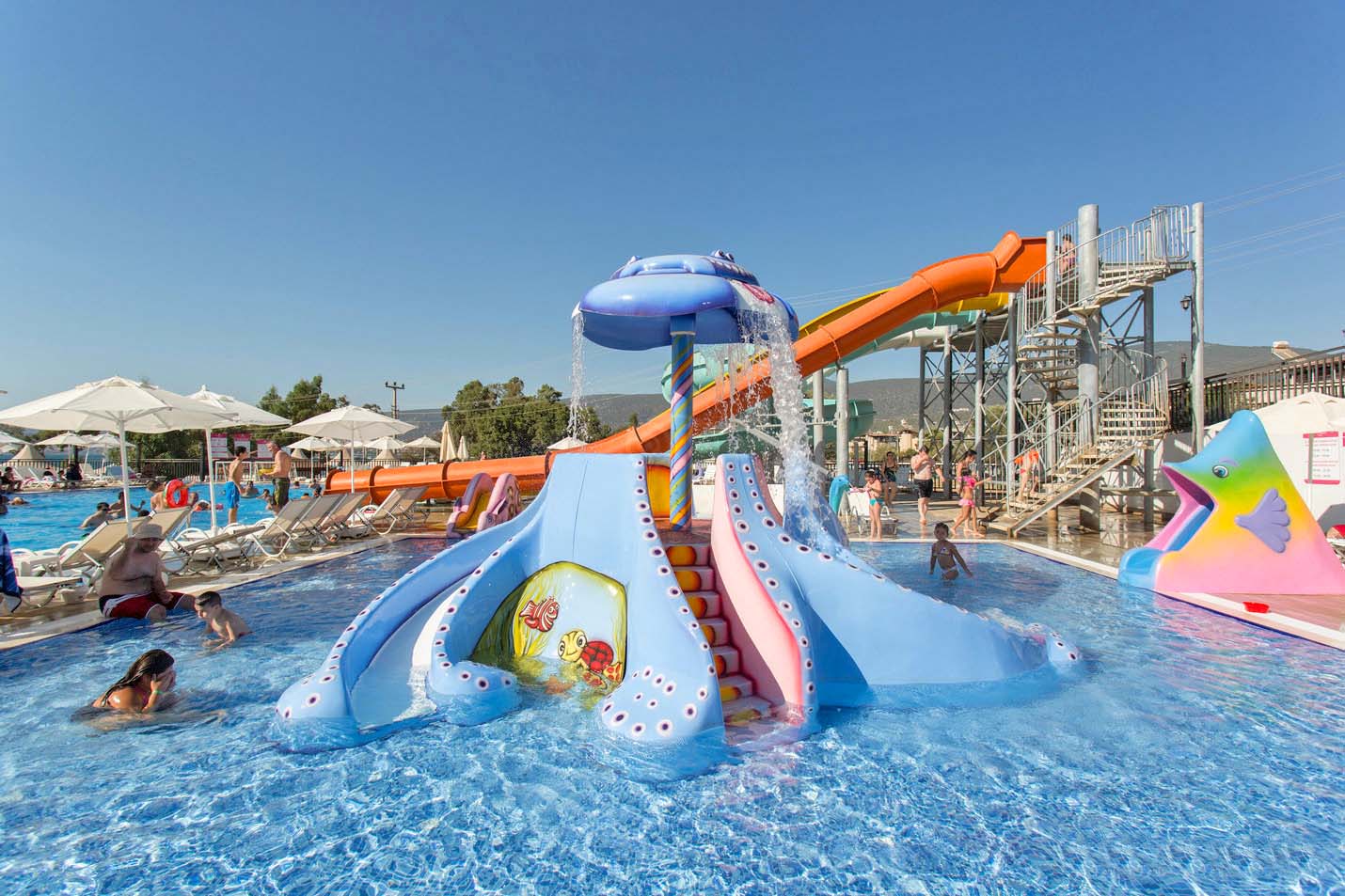 cheap resort hotels to Spend holiday with family