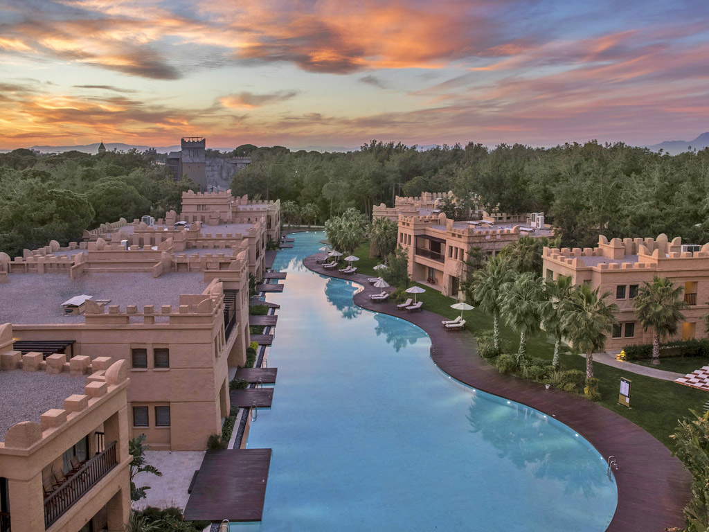 cheap resort hotels in Turkey to Spend holiday with family