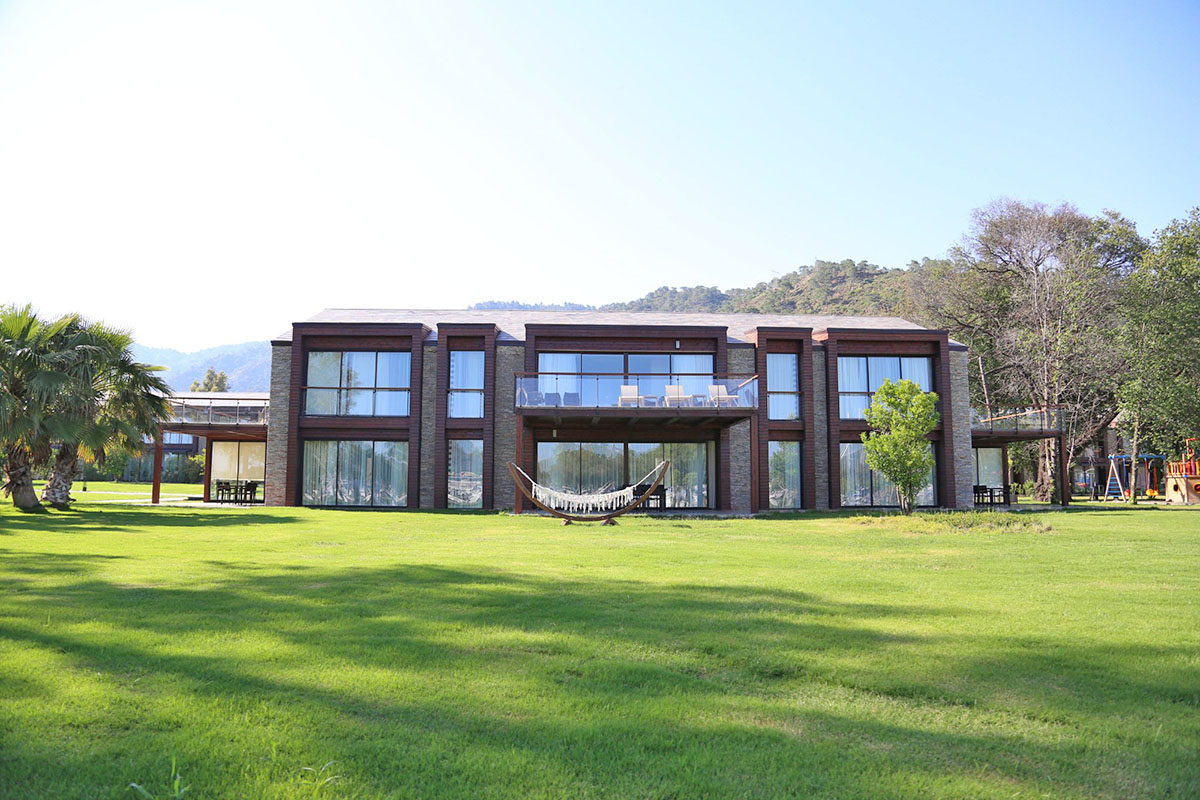 cheap resort hotels in Turkey to Spend holiday with family