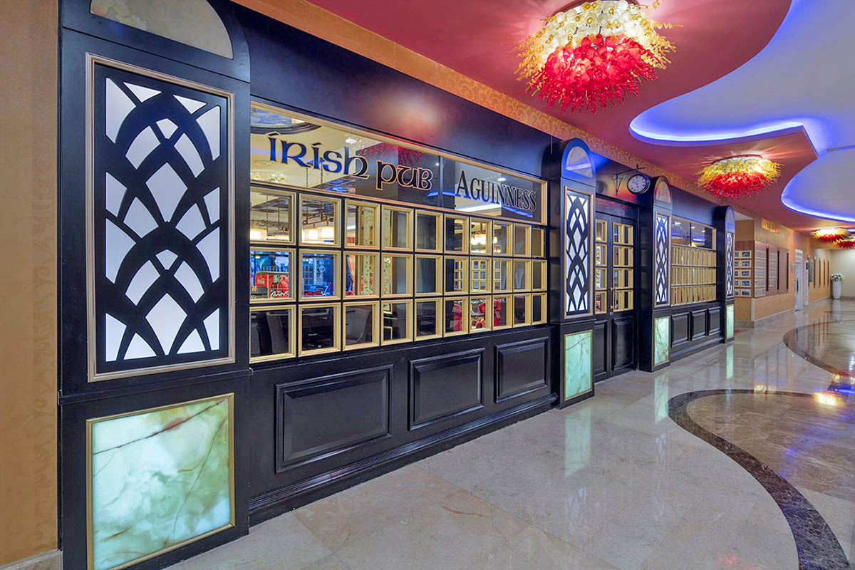 cheap resort hotels to Spend holiday with family