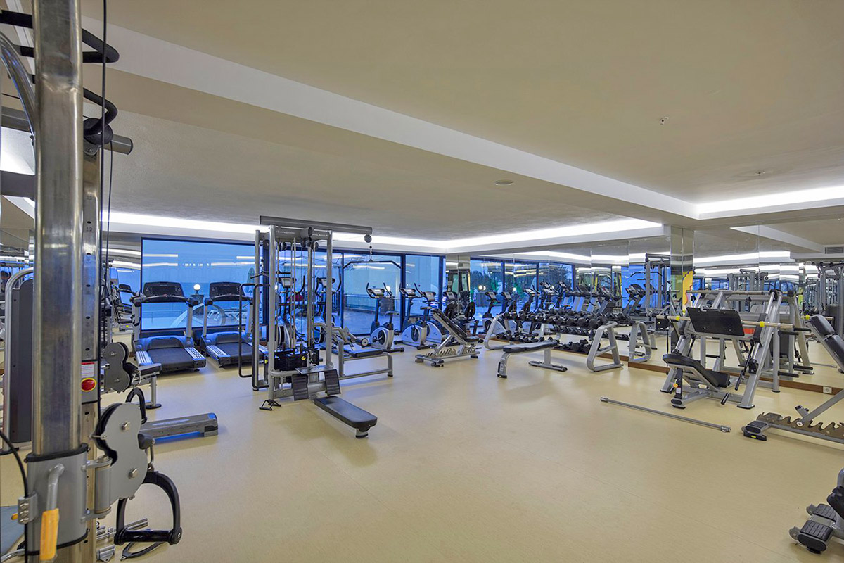 cheap resort hotels to Spend holiday with family