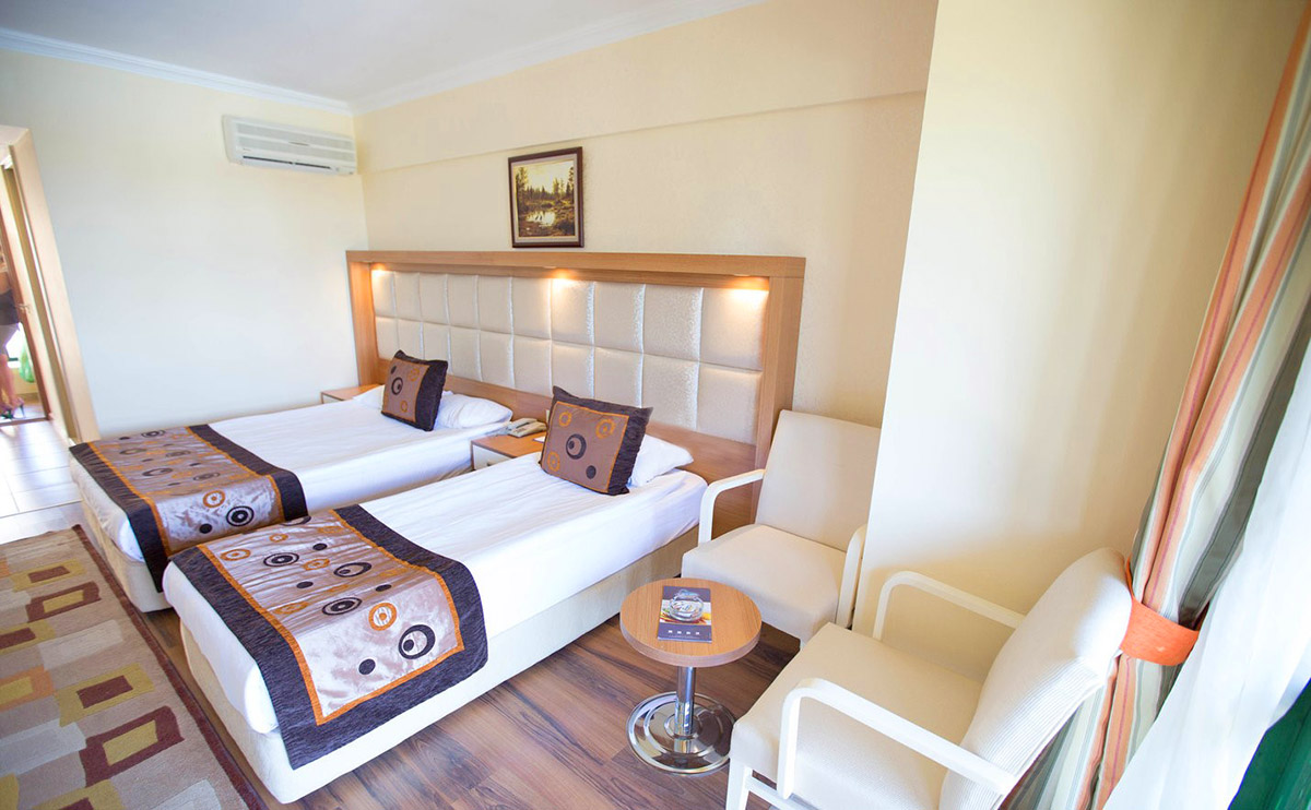 cheap resort hotels to Spend holiday with family