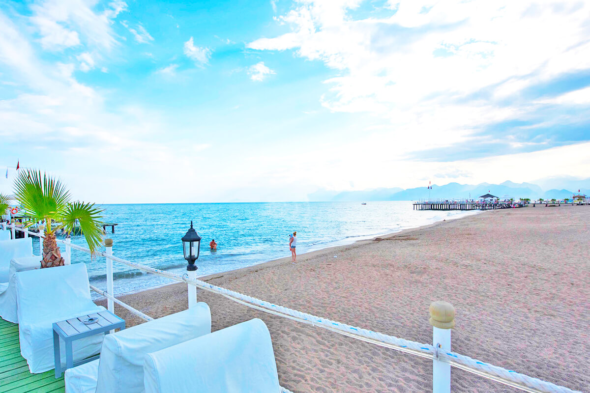 cheap resort hotels in Turkey to Spend holiday with family