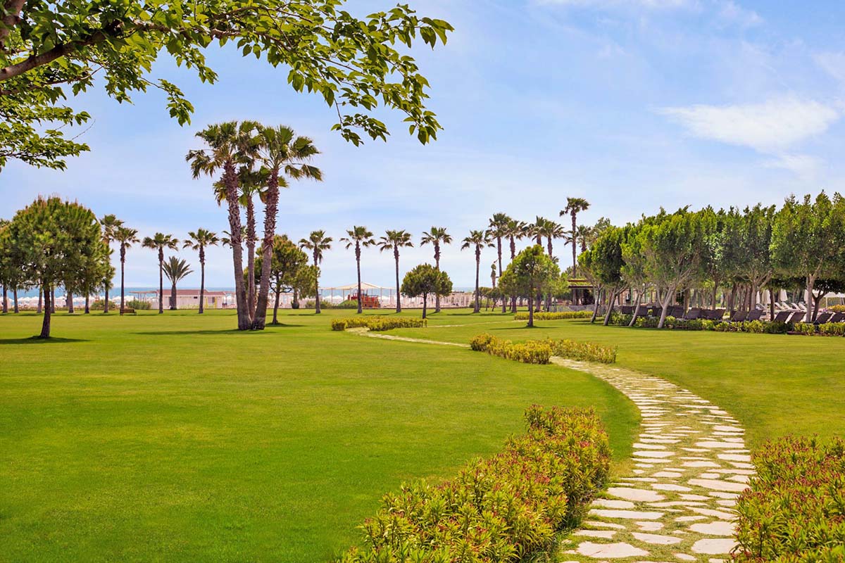 cheap resort hotels in Turkey to Spend holiday with family