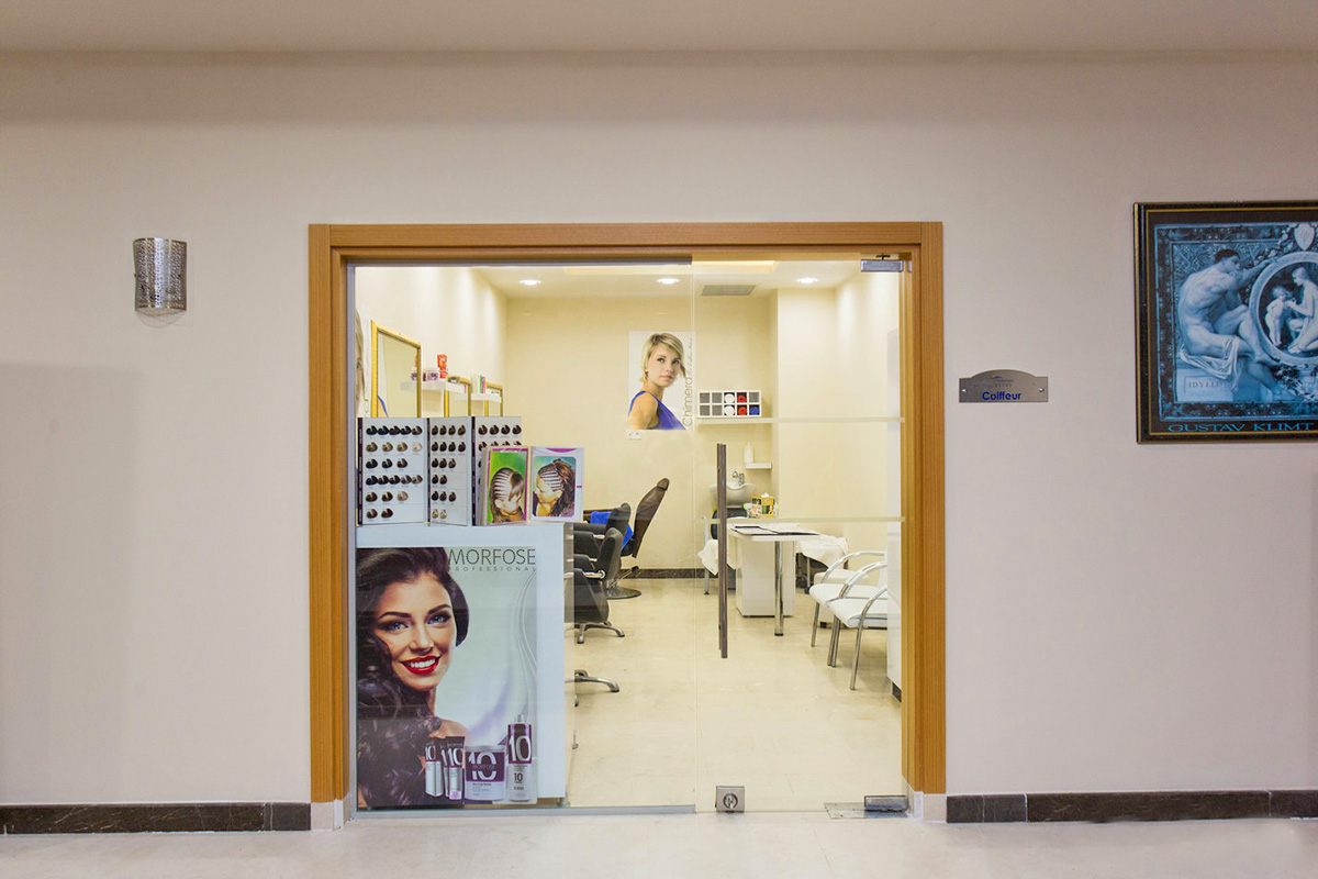 cheap resort hotels to Spend holiday with family