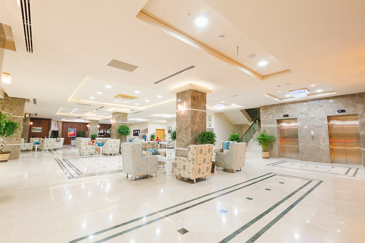 cheap resort hotels to Spend holiday with family