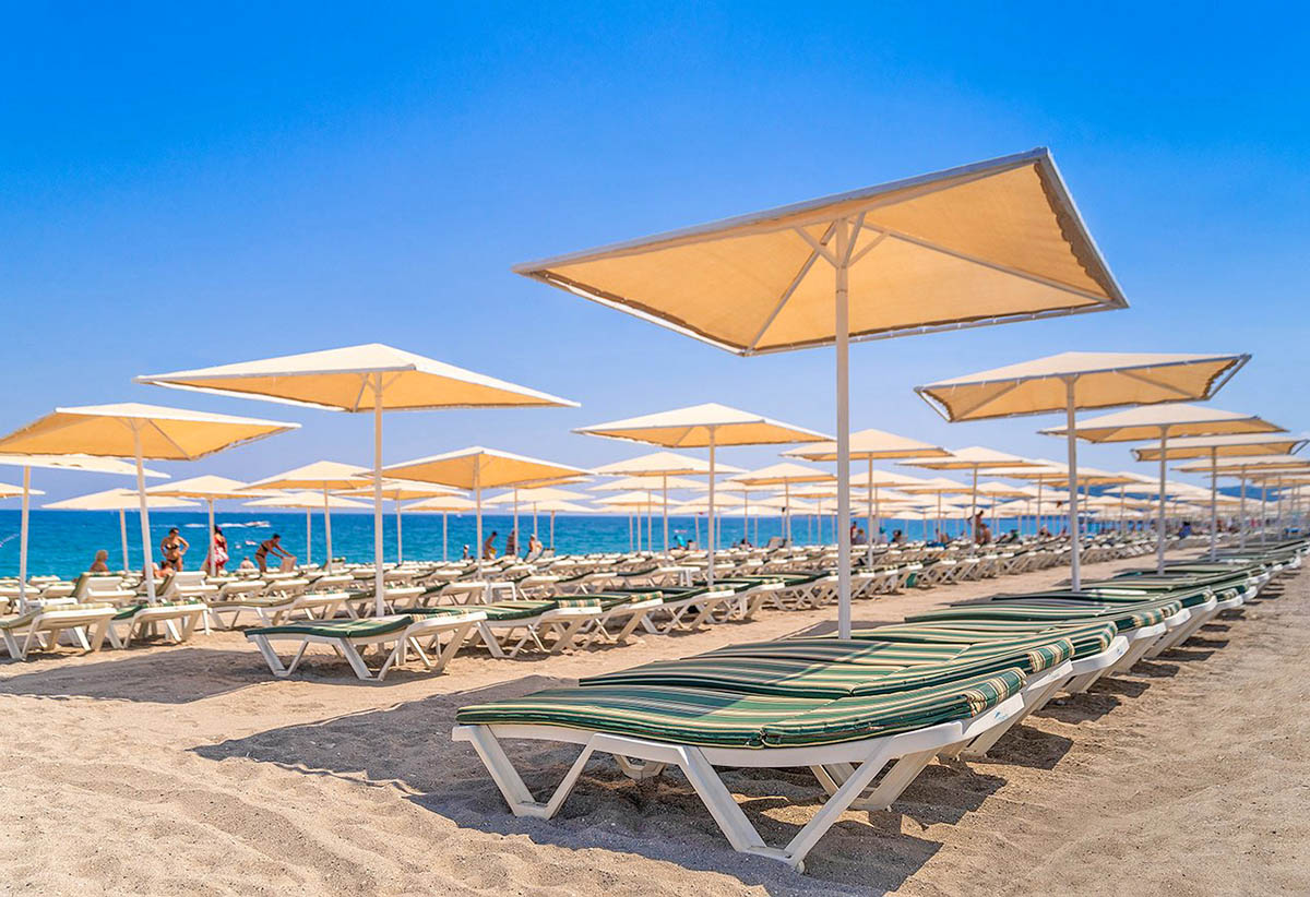 cheap resort hotels to Spend holiday with family