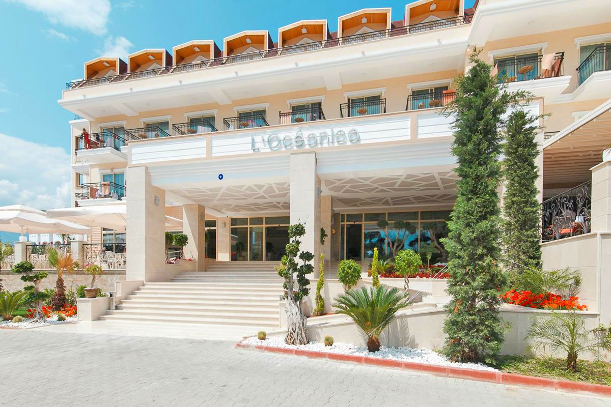 cheap resort hotels to Spend holiday with family