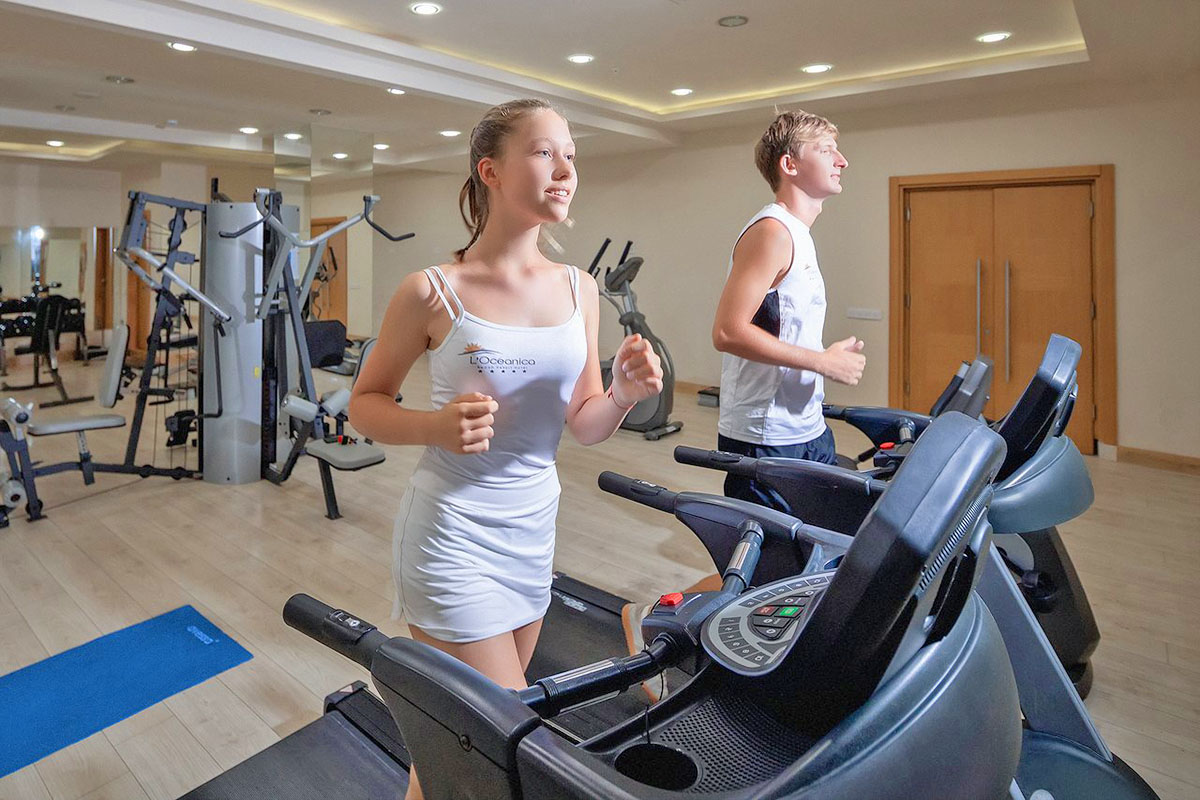 cheap resort hotels to Spend holiday with family