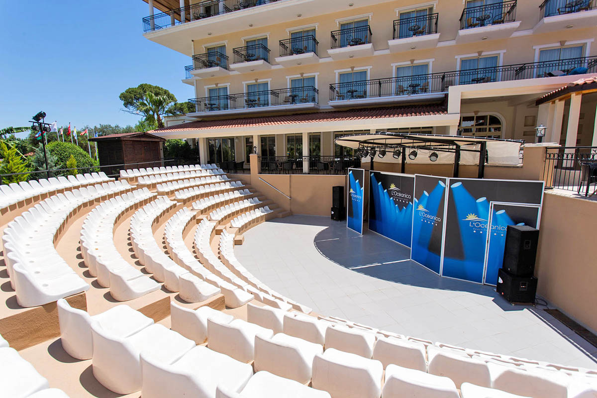 cheap resort hotels to Spend holiday with family