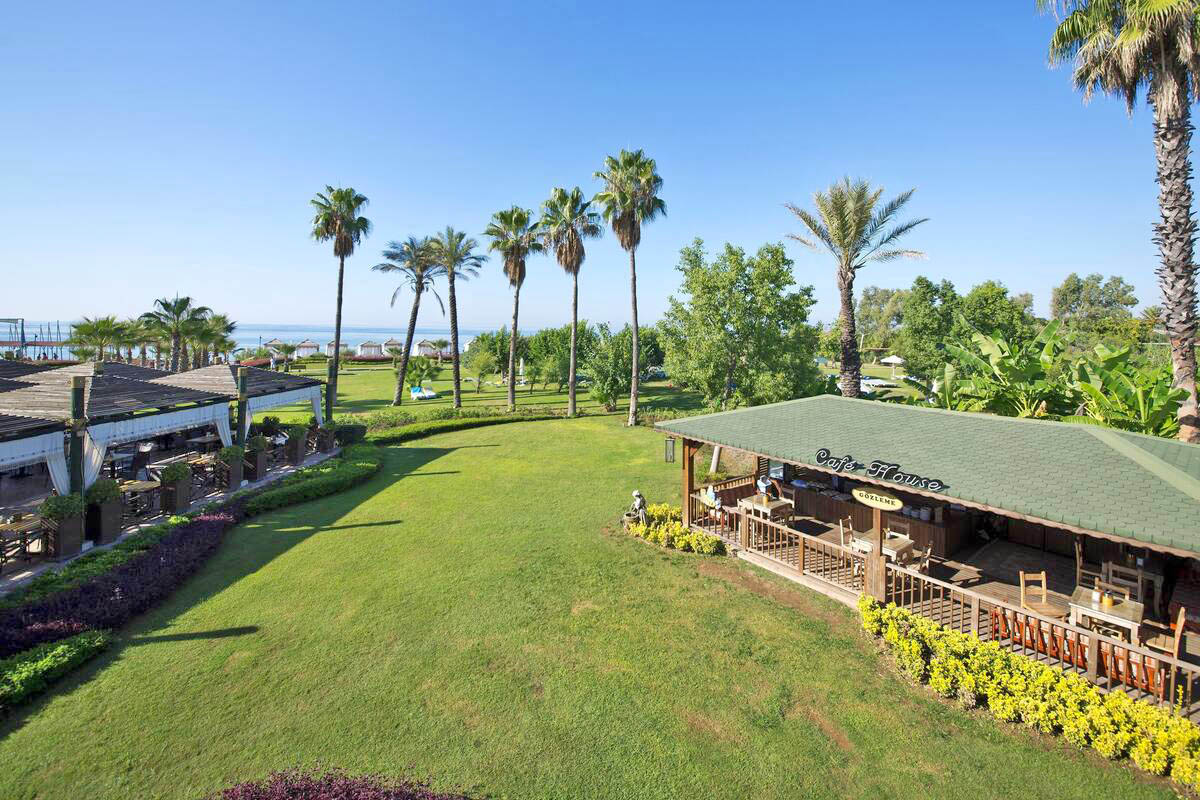 cheap resort hotels in Turkey to Spend holiday with family