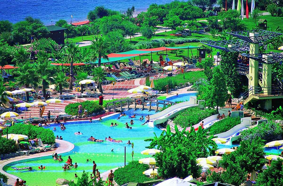 cheap resort hotels in Turkey to Spend holiday with family
