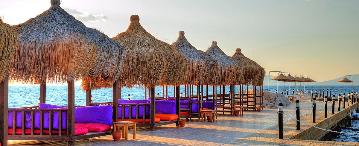 cheap resort hotels to Spend holiday with family