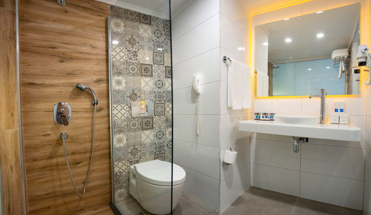 cheap resort hotels to Spend holiday with family