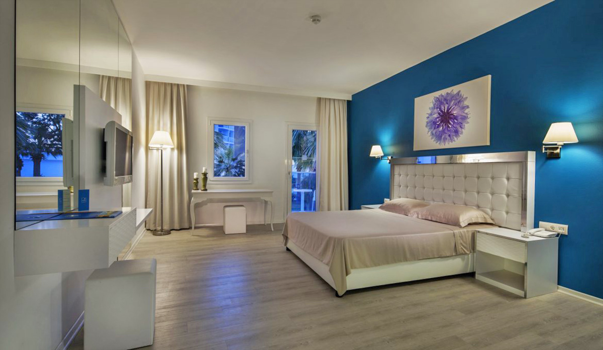 cheap resort hotels to Spend holiday with family