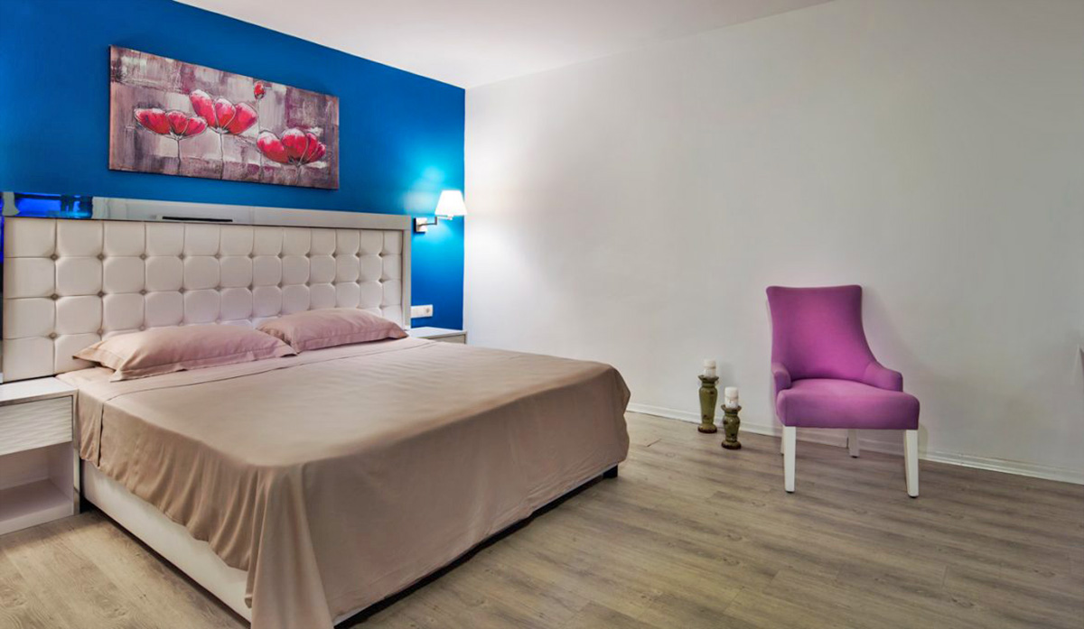 cheap resort hotels to Spend holiday with family