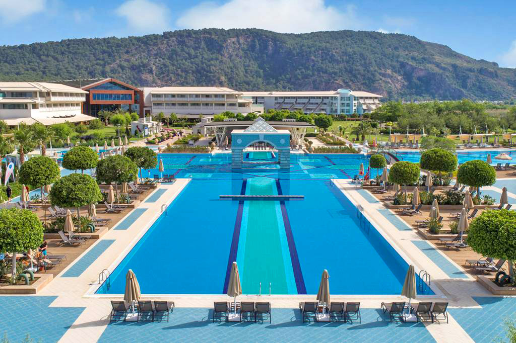 cheap resort hotels in Turkey to Spend holiday with family