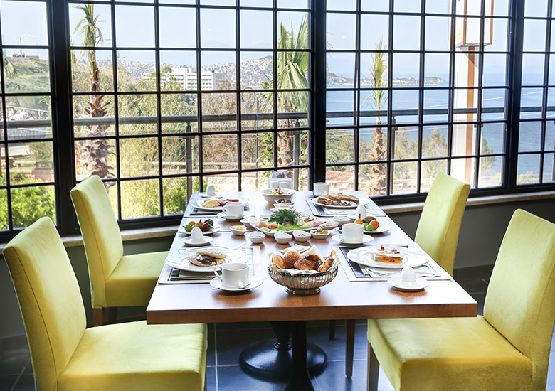 Trendy Food, Trendy Moments.