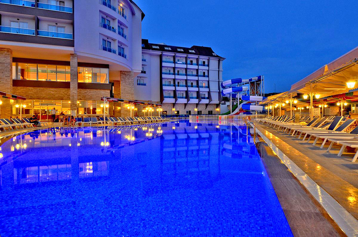 cheap resort hotels in Turkey to Spend holiday with family